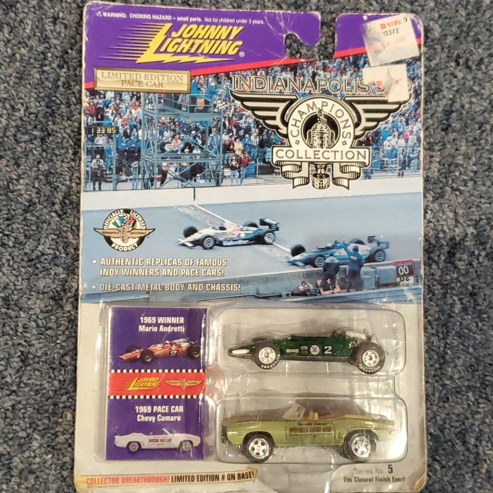 Limited Edition Johnny Lightning Indie 500 2 Pack